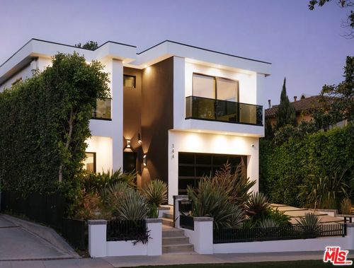 144 N Bowling Green Way, Los Angeles, CA, 90049-2814 | Card Image