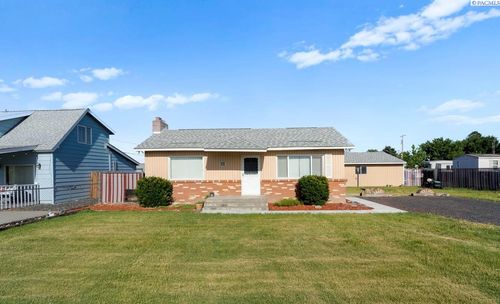 494 S 38th Ave, West Richland, WA, 99353-5166 | Card Image