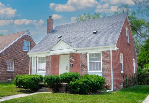 20161 Yonka St, Detroit, MI, 48234-1831 | Card Image