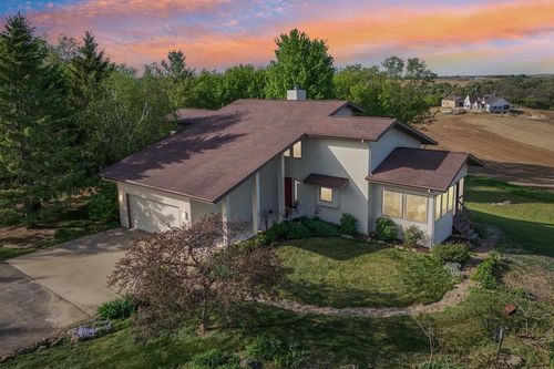 N8250 Marty Rd, New Glarus, WI, 53574-8864 | Card Image