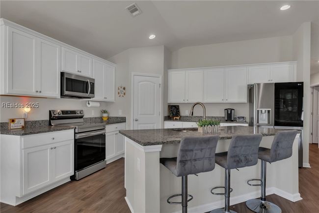 32 Kingswood Path, House other with 4 bedrooms, 2 bathrooms and null parking in Bluffton SC | Image 10