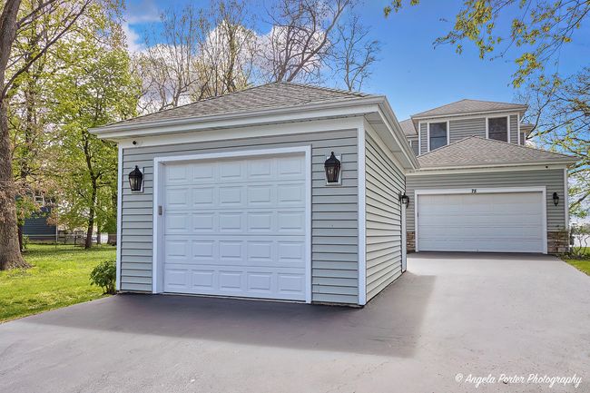 75 N Lake Ave, House other with 4 bedrooms, 4 bathrooms and 7 parking in Third Lake IL | Image 5