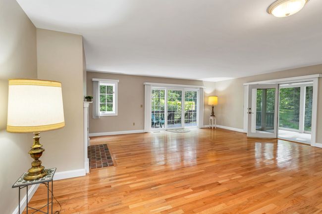 9 Peninsula Dr, Condo with 2 bedrooms, 3 bathrooms and null parking in Stratham NH | Image 15