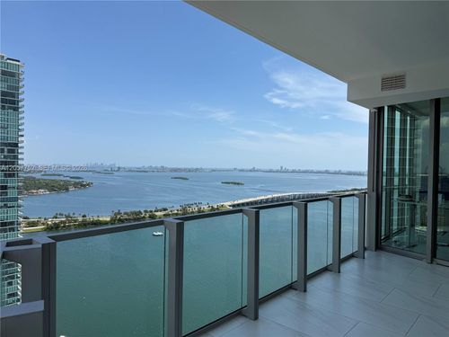 3601-2900 Ne 7th Ave, Miami, FL, 33137-4450 | Card Image