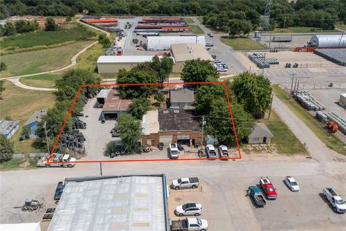 810 N Court St, Kingfisher, OK, 73750-2104 | Card Image