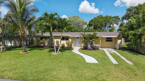 925 Ne 25th Avenue, Pompano Beach, FL, 33062 | Card Image