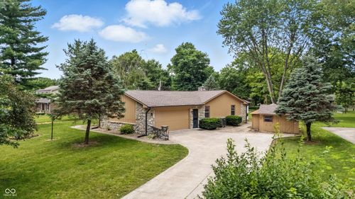 5982 Oak Hill East Dr, Plainfield, IN, 46168-9317 | Card Image