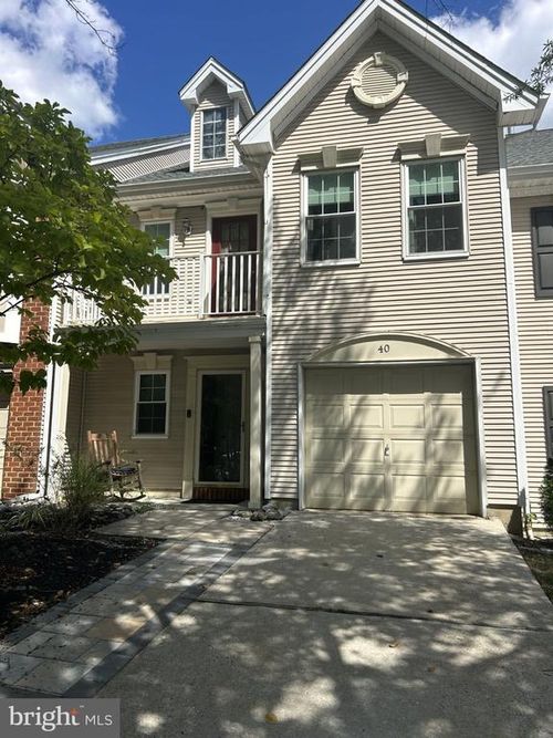 40 La Costa Dr, BLACKWOOD, NJ, 08012-5532 | Card Image