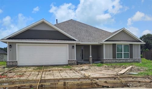 8 Greystone Ct, Angleton, TX, 77515-1218 | Card Image
