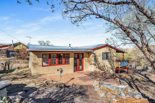 28 Backroad, Cerrillos, NM, 87010-9728 | Card Image