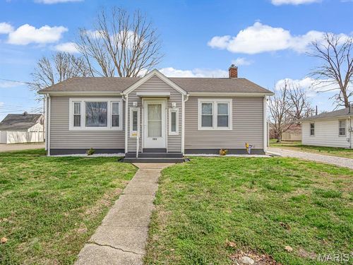 302 S East St, Pinckneyville, IL, 62274-1406 | Card Image