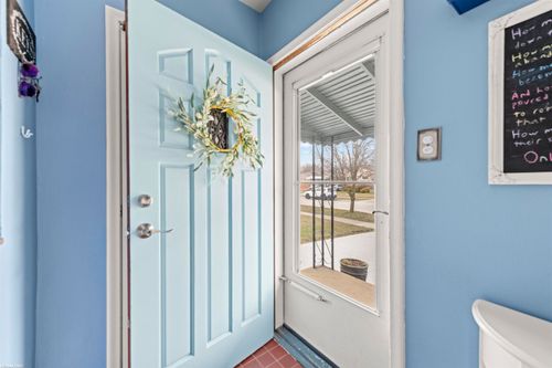 18140 Marquette St, Roseville, MI, 48066-3420 | Card Image