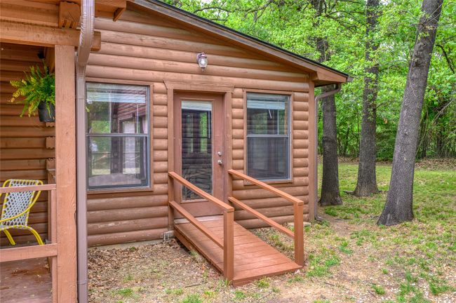 620 Highway 377 N, House other with 3 bedrooms, 3 bathrooms and null parking in Whitesboro TX | Image 4