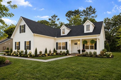 100 Centennial Ln, Columbia, TN, 38401-5454 | Card Image