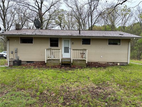 104 Hunter Ln, Zelienople, PA, 16063-3618 | Card Image
