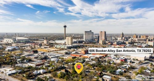606 Booker Aly, San Antonio, TX, 78202-2206 | Card Image