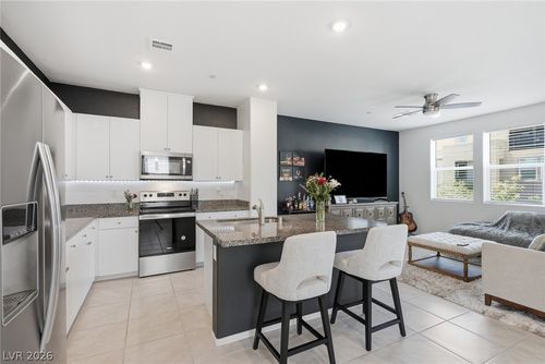 6155 Garden Oasis St, Las Vegas, NV, 89148-5408 | Card Image