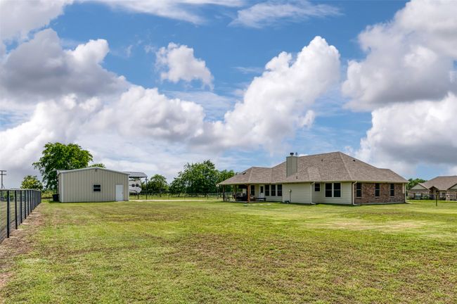 220 Hidden Meadow Trl, House other with 3 bedrooms, 2 bathrooms and null parking in Leonard TX | Image 28