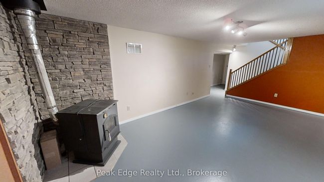 9840 Base Line Rd, House other with 3 bedrooms, 2 bathrooms and 8 parking in Clifford ON | Image 27
