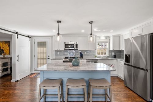 22 Almy Ave, Sandwich, MA, 02563-1914 | Card Image