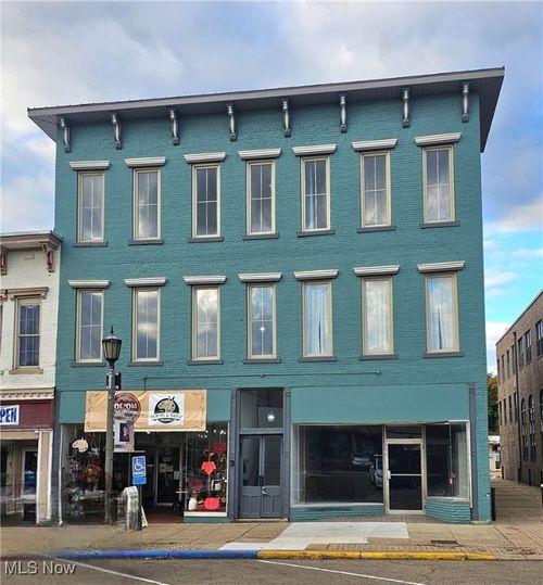 424 Main St, Coshocton, OH, 43812-1511 | Card Image