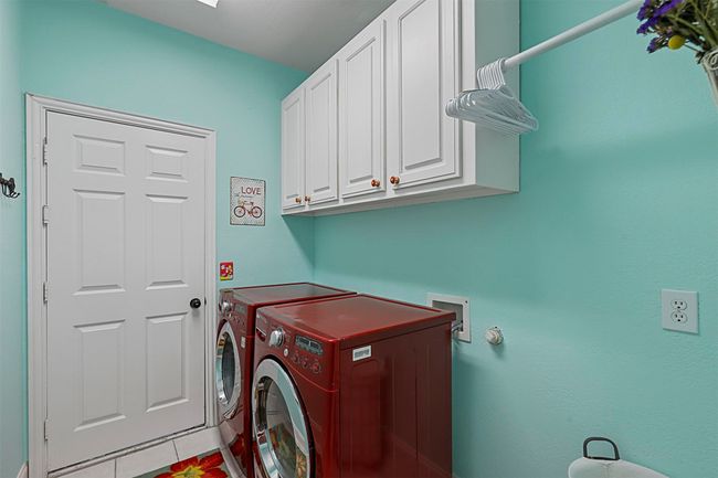 4th full bath- downstairs | Image 31