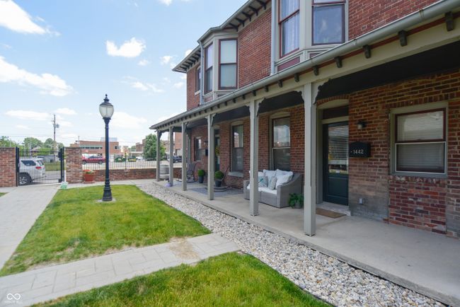 19 - 1442 N Illinois Street, Condo with 2 bedrooms, 1 bathrooms and null parking in Indianapolis IN | Image 2