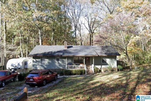 2105 Sunset Dr Nw, Hartselle, AL, 35640-4320 | Card Image