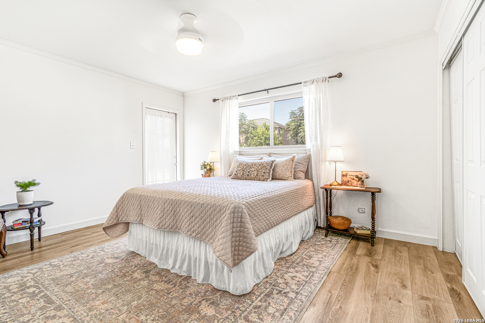 Residential in Universal City 5