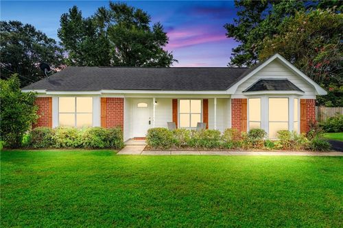 9601 Royal Woods Dr S, Mobile, AL, 36608-9211 | Card Image