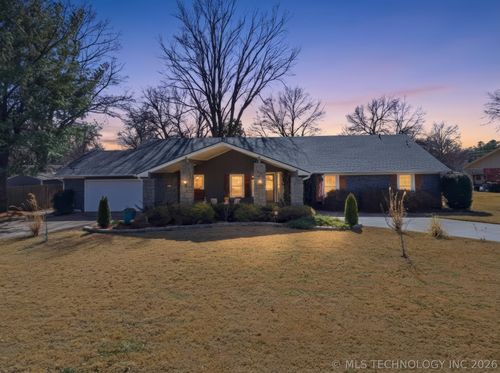 4926 97th St, Tulsa, OK, 74137-4904 | Card Image