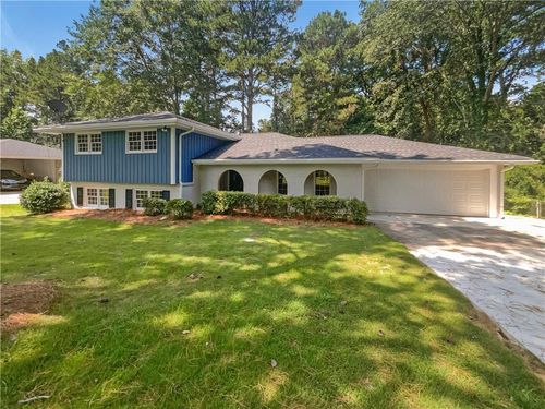 3145 Oxbridge Way, Lithonia, GA, 30038-2228 | Card Image