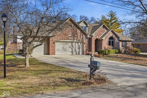 142 E Banta Rd, Indianapolis, IN, 46227-2303 | Card Image