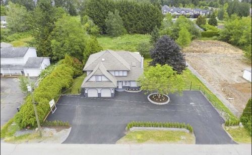 7070 207 St, Langley, BC, V2Y1T4 | Card Image