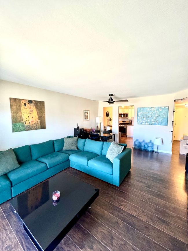 APT-205 - 5200 Carriageway Dr, Condo with 1 bedrooms, 1 bathrooms and 1 parking in Rolling Meadows IL | Image 5