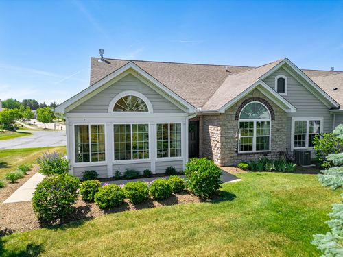 638 Handel Ln, Woodstock, IL, 60098-8163 | Card Image