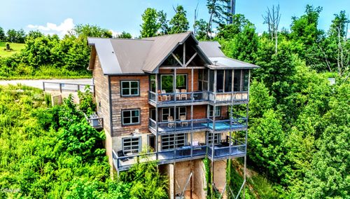 1529 Majestic Mountain Dr, Sevierville, TN, 37876 | Card Image
