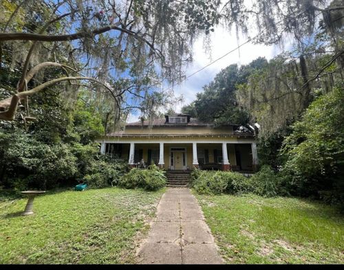 422 Hampton St, Walterboro, SC, 29488-4055 | Card Image