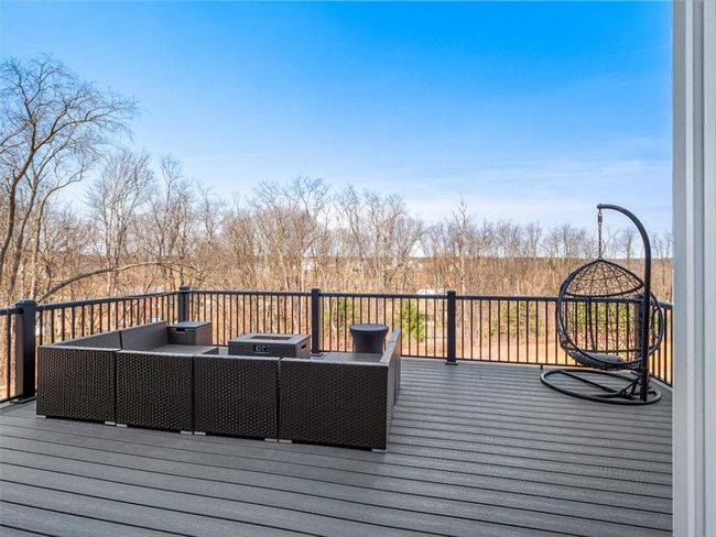 127 Red Horse Dr, House other with 4 bedrooms, 4 bathrooms and 4 parking in Sarver PA | Image 27