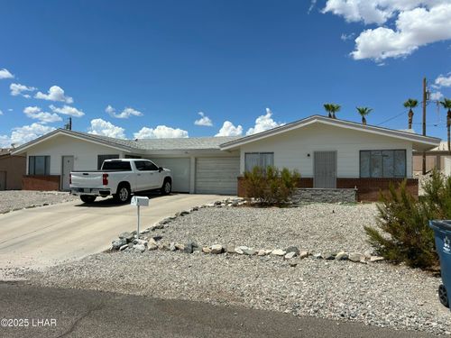 2381 Shorewood Dr, Lake Havasu City, AZ, 86403-3094 | Card Image