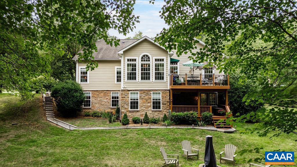 Shadow Crest Ln, Nellysford, VA 22958