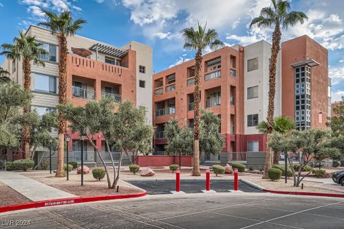 401-19 E Agate Avenue, Las Vegas, NV, 89123 | Card Image