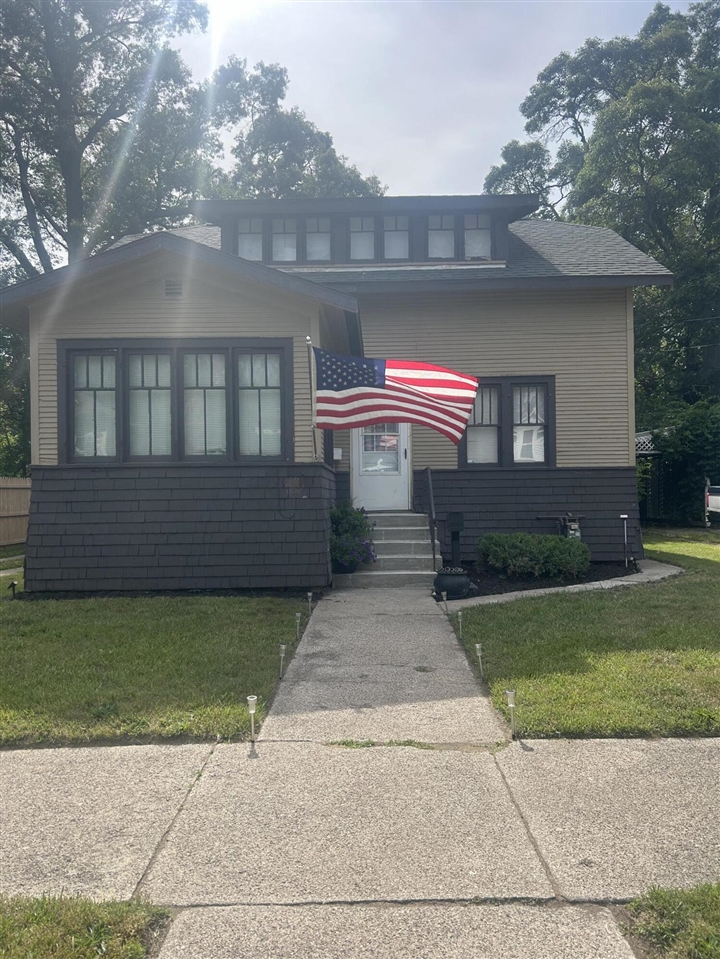 Peck St, Muskegon, MI 49444 #1