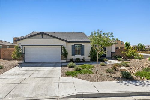 11550 Halter Street, Victorville, CA, 92392 | Card Image