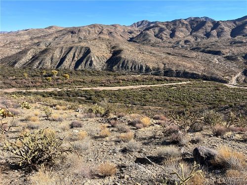 34 S Hawk Cir, Kingman, AZ, 86401 | Card Image