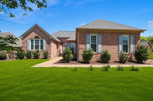 5725 Chadwick Ln, Brentwood, TN, 37027-4780 | Card Image