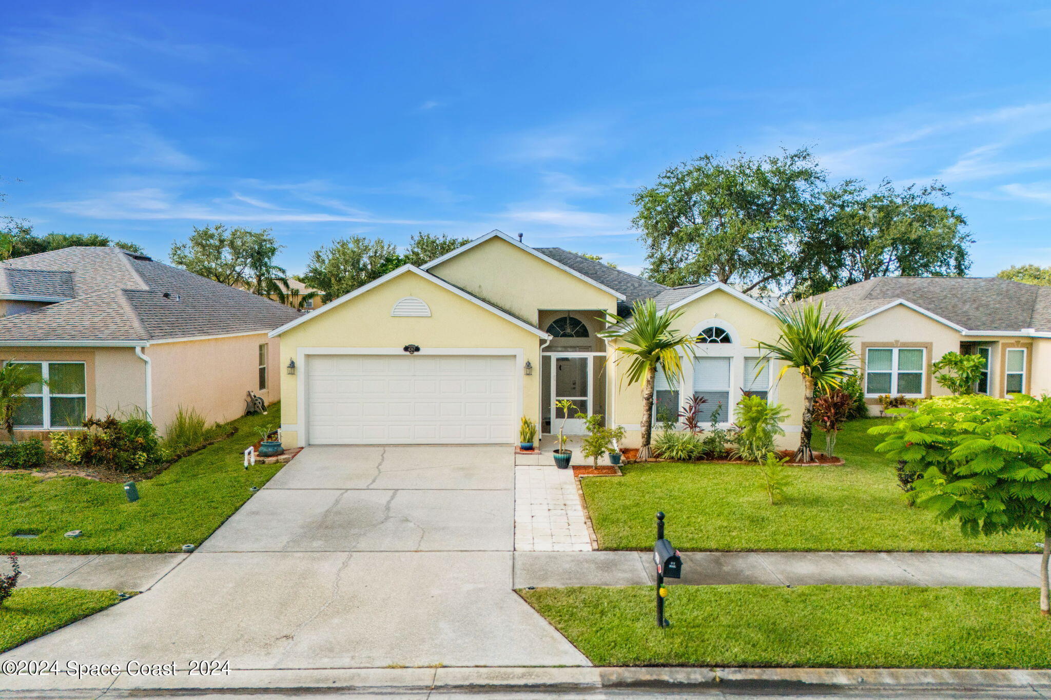 Four Lakes Dr, Melbourne, FL 32940