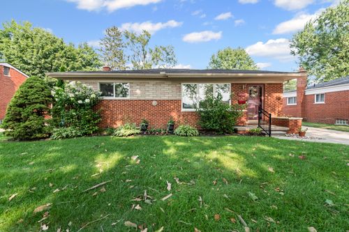 19542 Hardy St, Livonia, MI, 48152-1587 | Card Image
