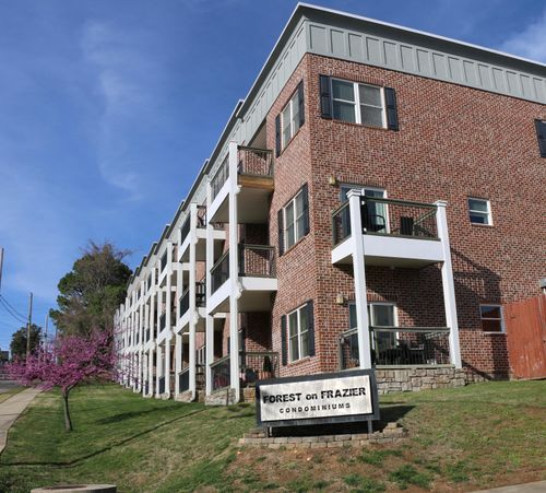 221 Delmont St, Chattanooga, TN, 37405-4399 | Card Image