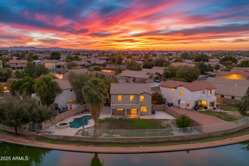 11204 W Roanoke Ave, Avondale, AZ, 85392-5861 | Card Image